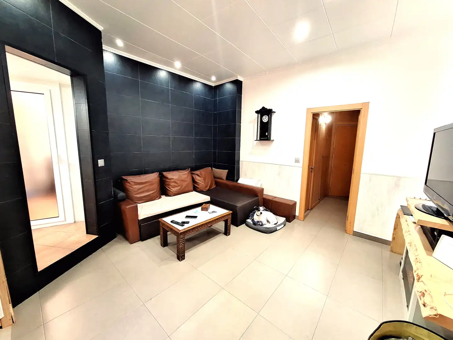 Sala d'estar de Planta baixa en venda en L'Hospitalet de Llobregat amb Aire condicionat, Calefacció i Traster