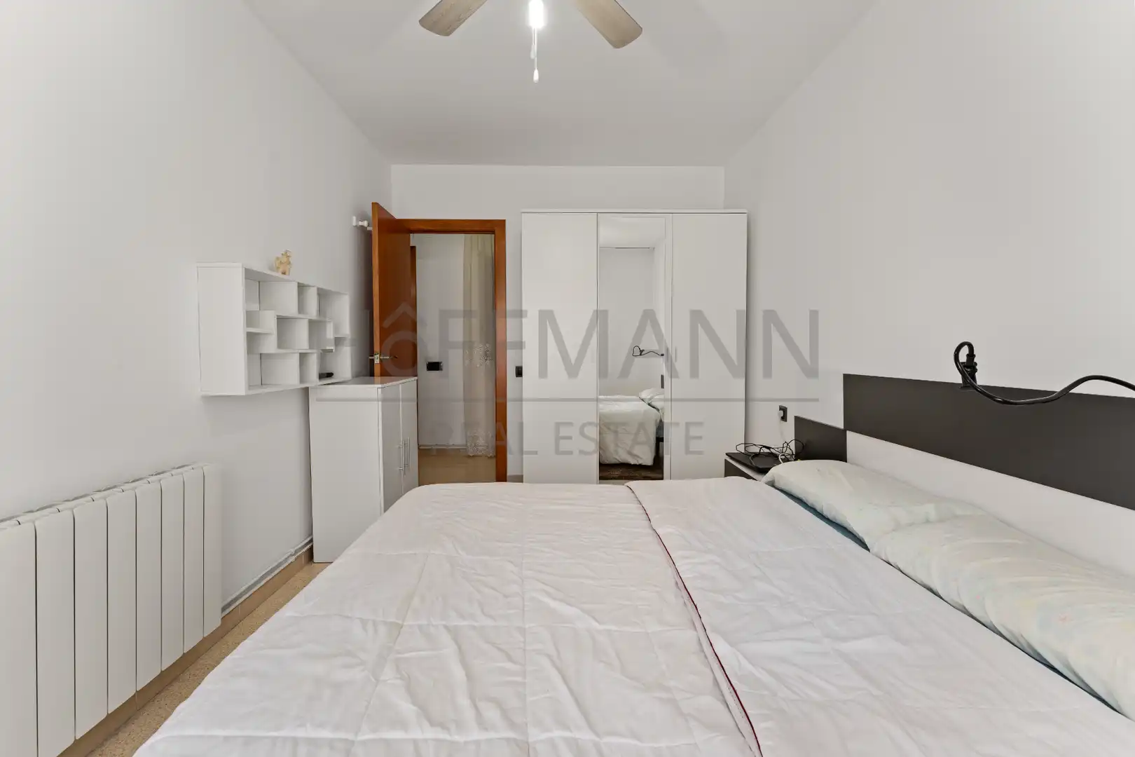 Bedroom of Flat for sale in Terrassa  with Air Conditioner, Heating and Furnished