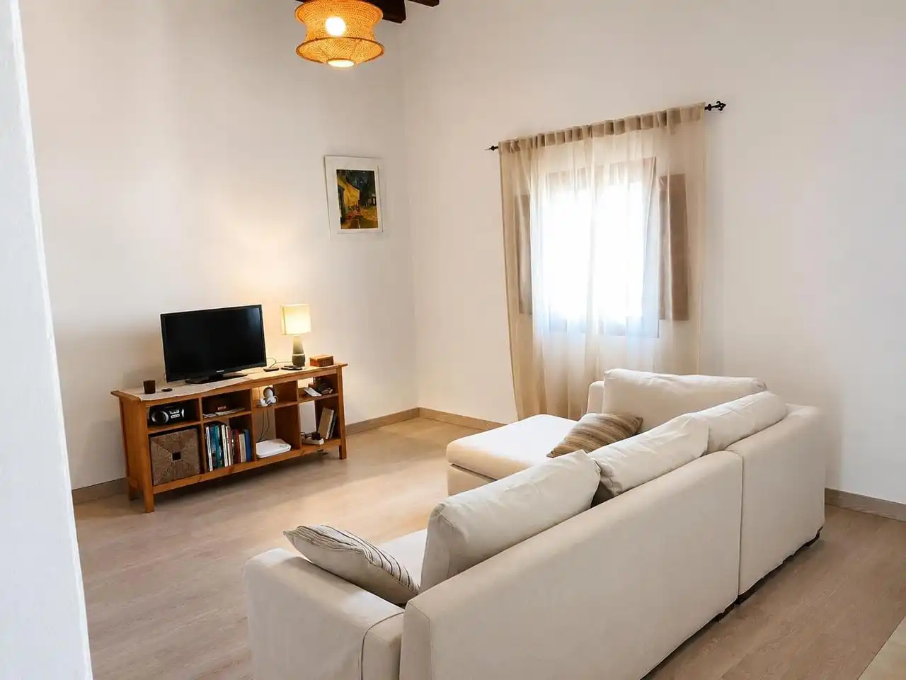 Sala d'estar de Casa adosada de lloguer en Santa Lucía de Tirajana amb Aire condicionat, Terrassa i Moblat