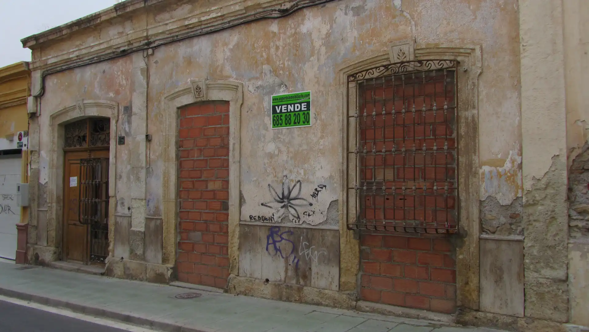 Vista exterior de Casa o xalet en venda en Almería