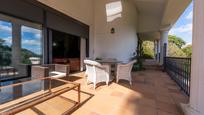 Terrace of House or chalet for sale in Mairena del Aljarafe  with Air Conditioner, Heating and Private garden