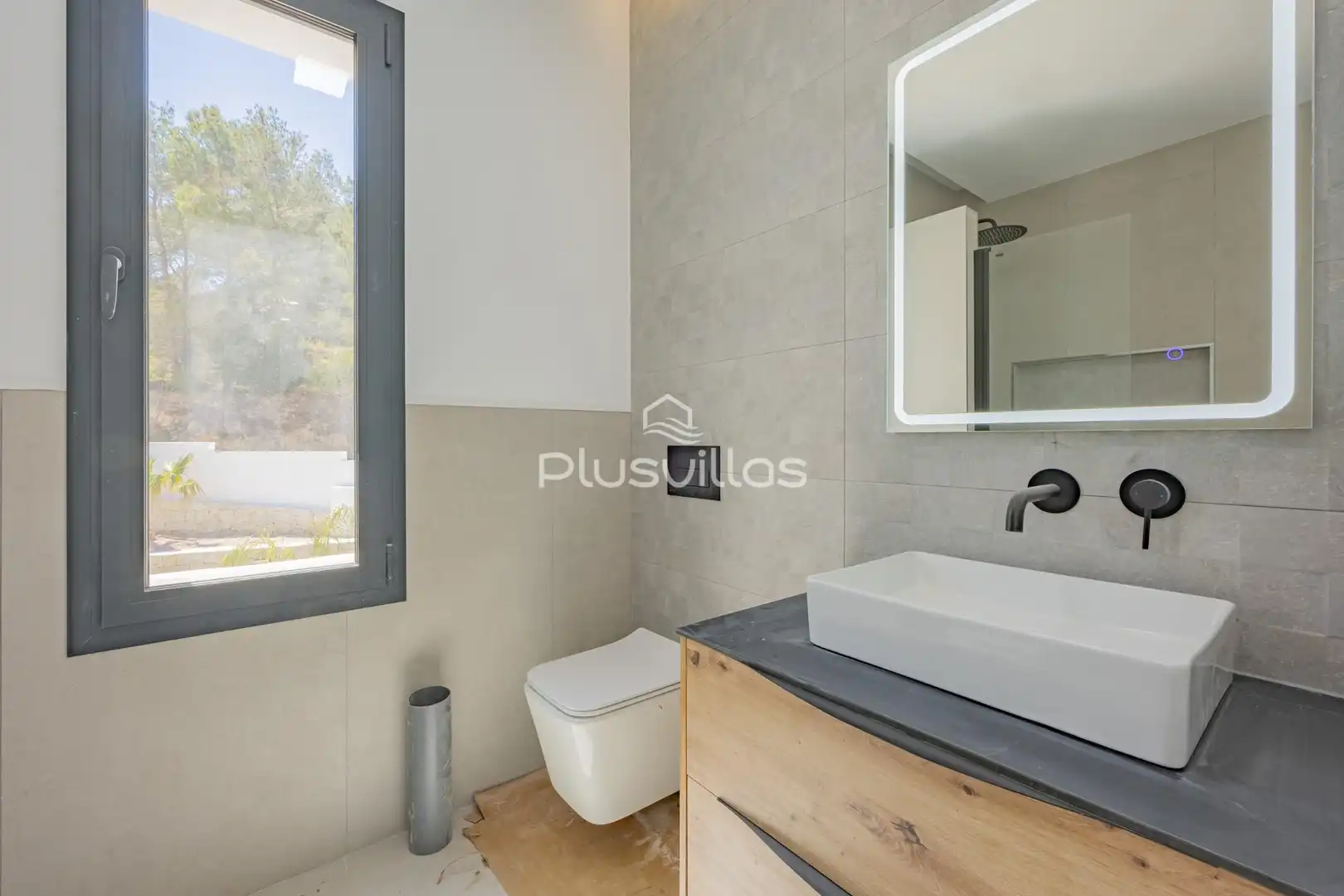 House for sale in La Fustera, imagen 40