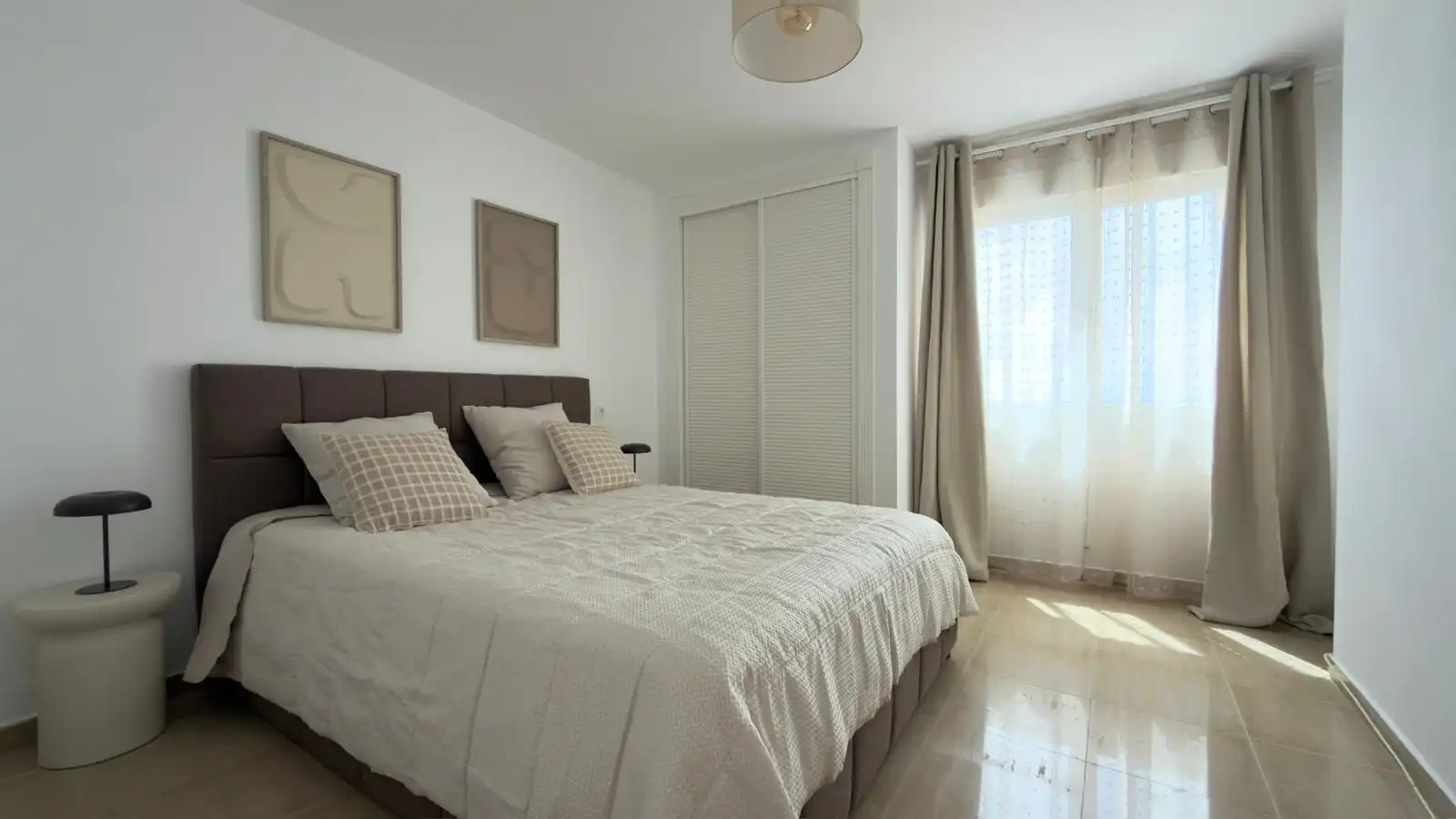 Schlafzimmer von Wohnung zum Verkauf in Benidorm mit Klimaanlage, Heizung und Terrasse