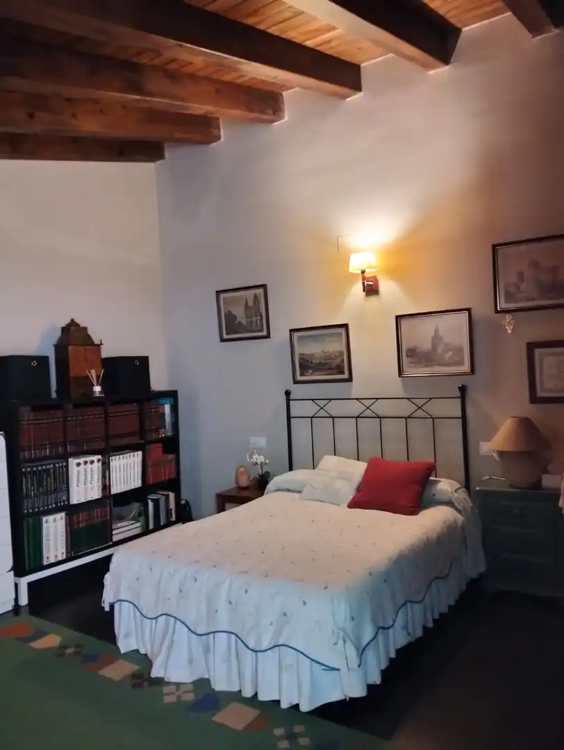 Dormitori de Casa o xalet en venda en Las Navas de la Concepción amb Terrassa i Moblat