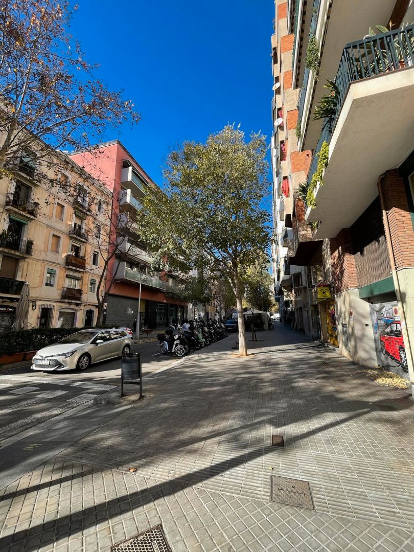 Vista exterior de Estudio en venta en  Barcelona Capital con Aire acondicionado, Calefacción y Parquet