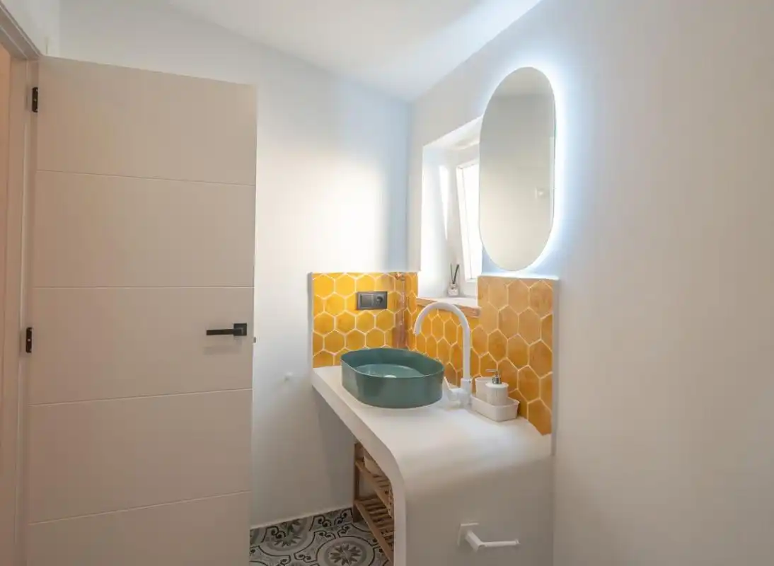 Bathroom of Houses for sale in Oliva  with Air Conditioner, Heating and Private garden