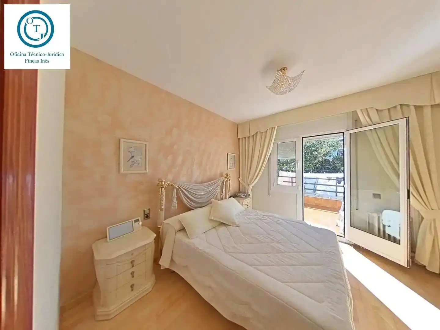 Habitación de Casa o chalet en venta en Sant Fost de Campsentelles con Aire acondicionado, Calefacción y Jardín privado