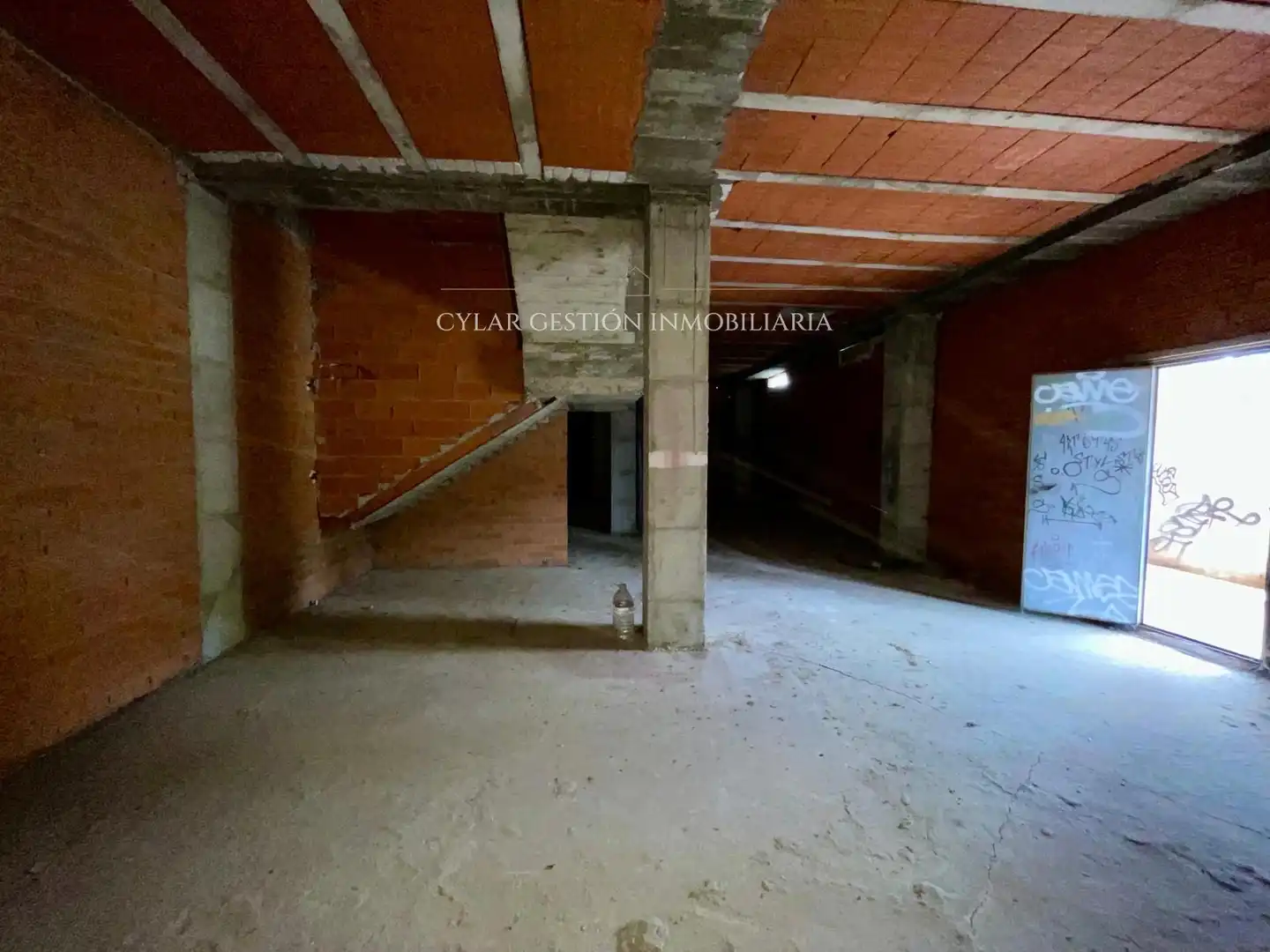 Commercial properties for sale in Villares de la Reina