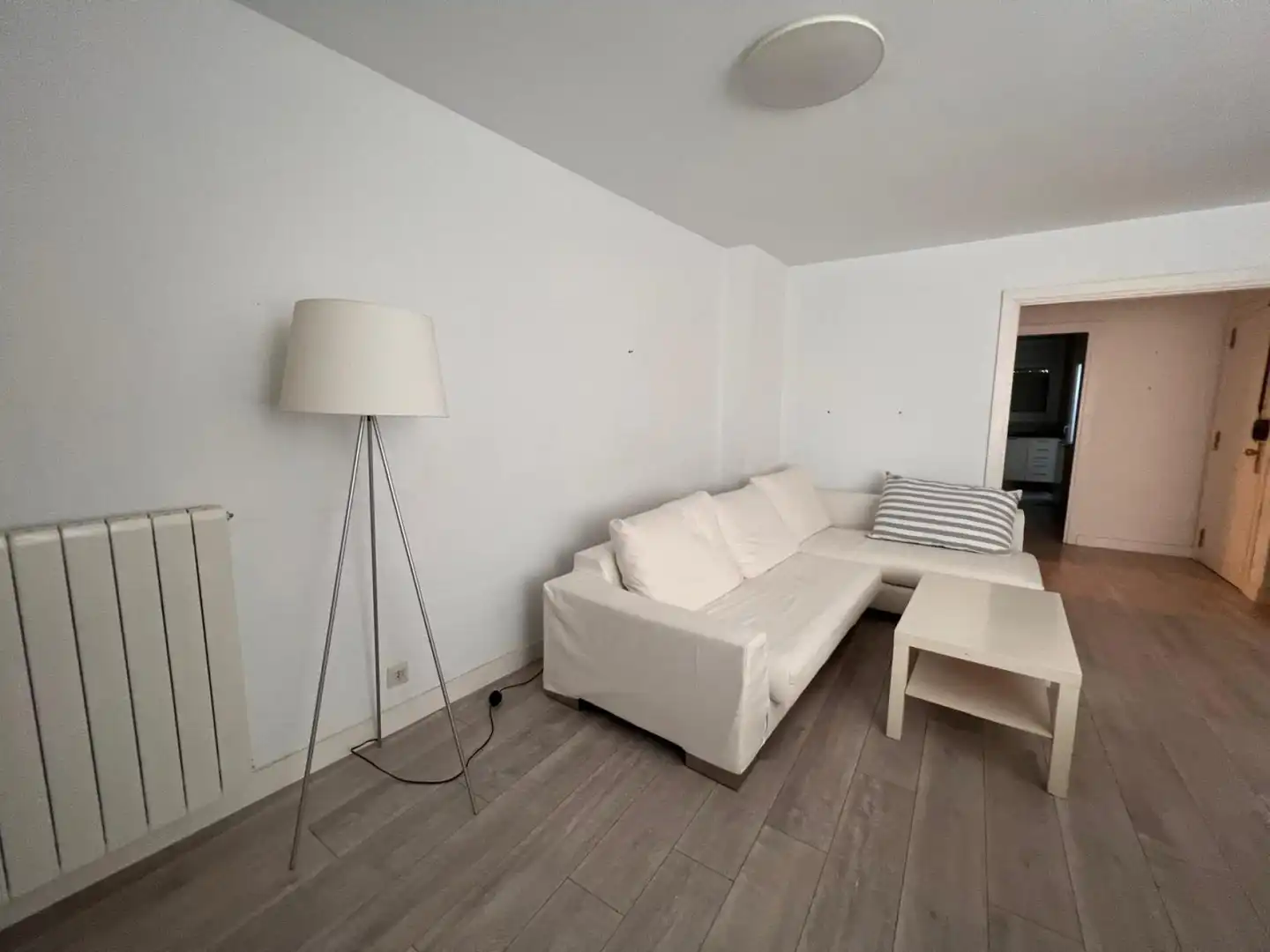 Sala d'estar de Àtic de lloguer en Corbera de Llobregat amb Calefacció, Terrassa i Moblat