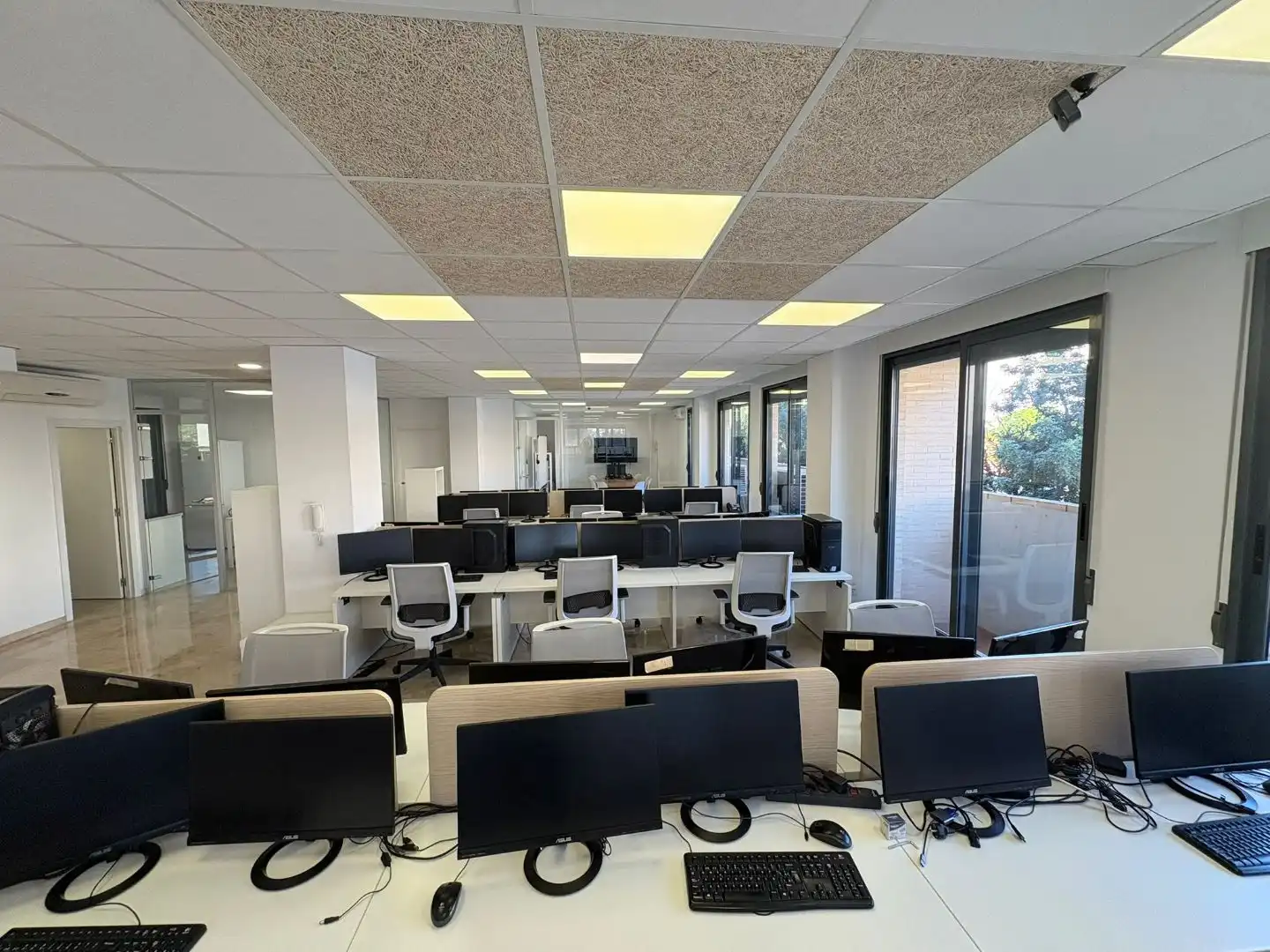Oficina en venta en Paterna con Aire acondicionado, Calefacción y Terraza