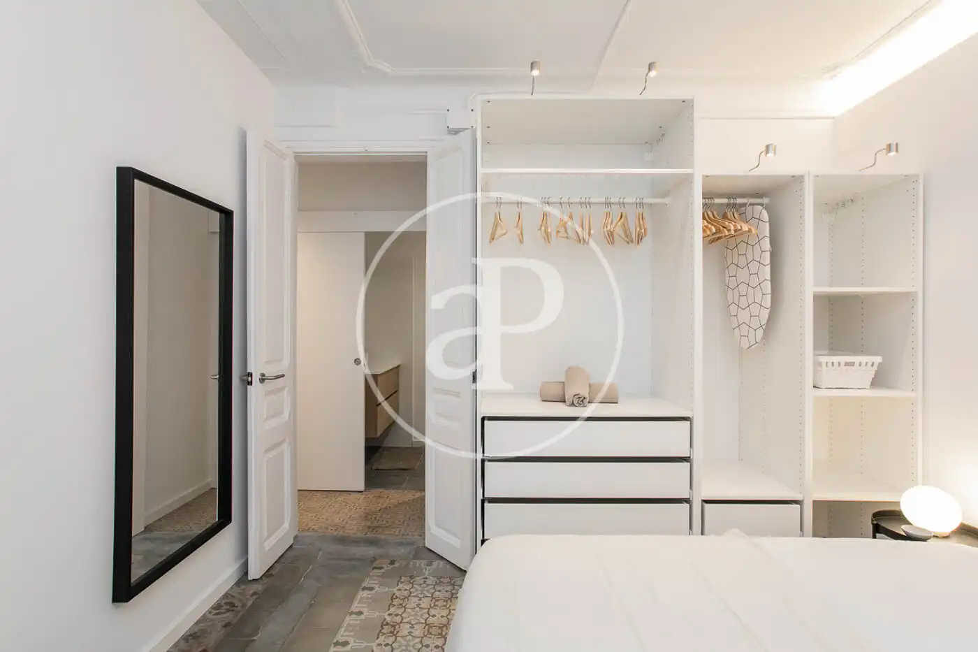 Schlafzimmer von Wohnung zum Verkauf in Barcelona mit Heizung, Terrasse und Möbliert