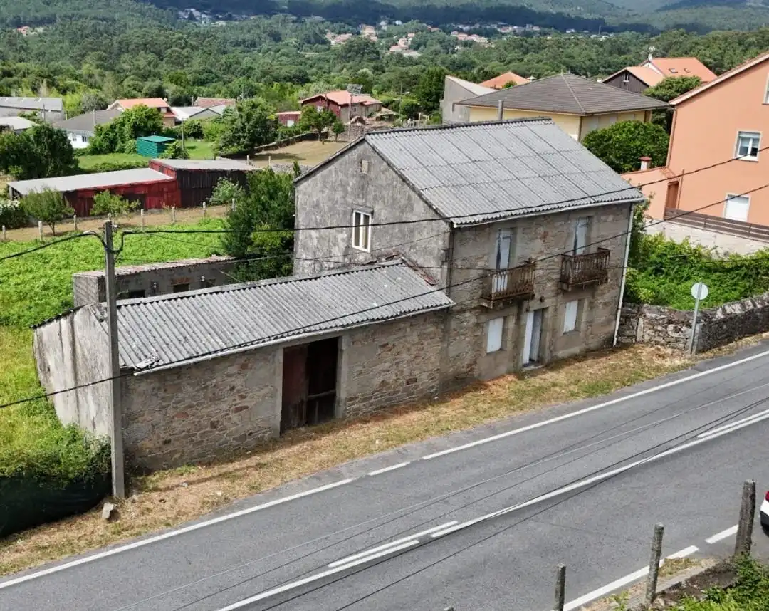 House with garden for sale in Rianxo