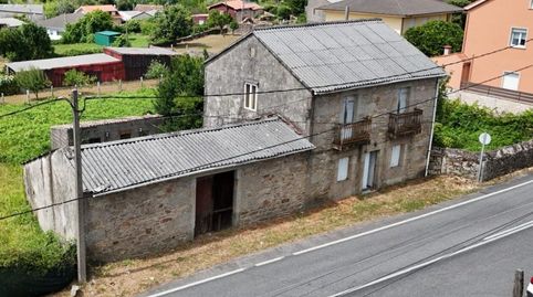 CASA EN VENTA EN ASADOS PARA REFORMAR