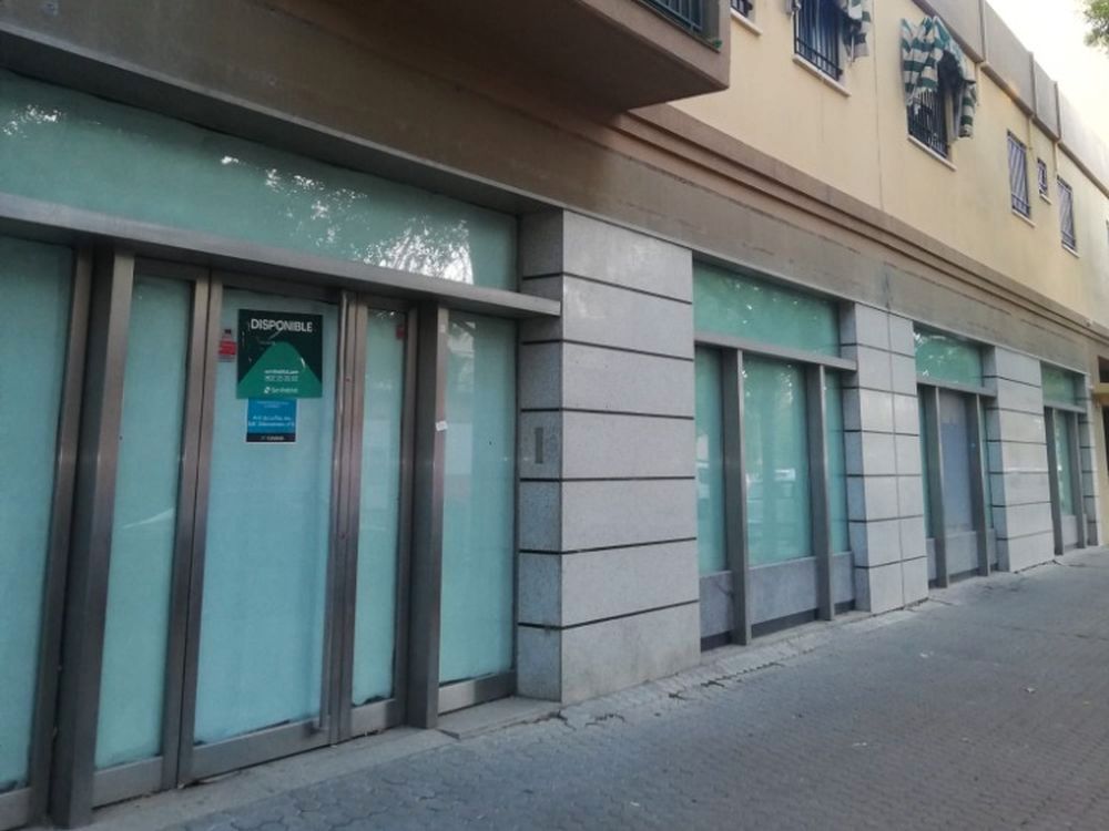 Exterior view of Premises to rent in  Sevilla Capital