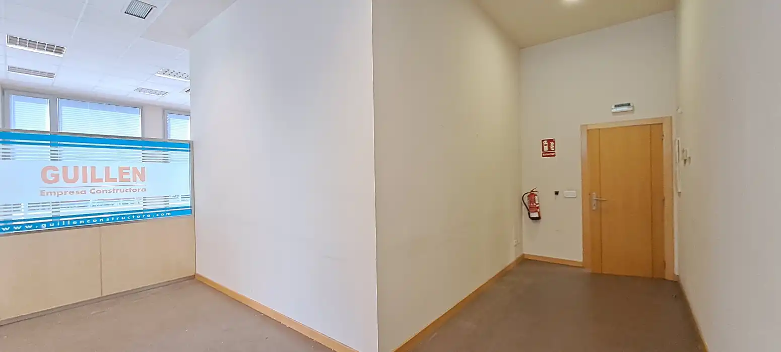 Oficina de alquiler en Valle de Elorz / Elortzibar con Calefacción