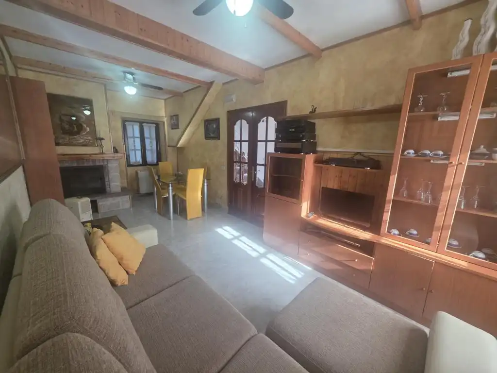 Living room of Houses for sale in Boiro  with Heating, Private garden and Parquet flooring
