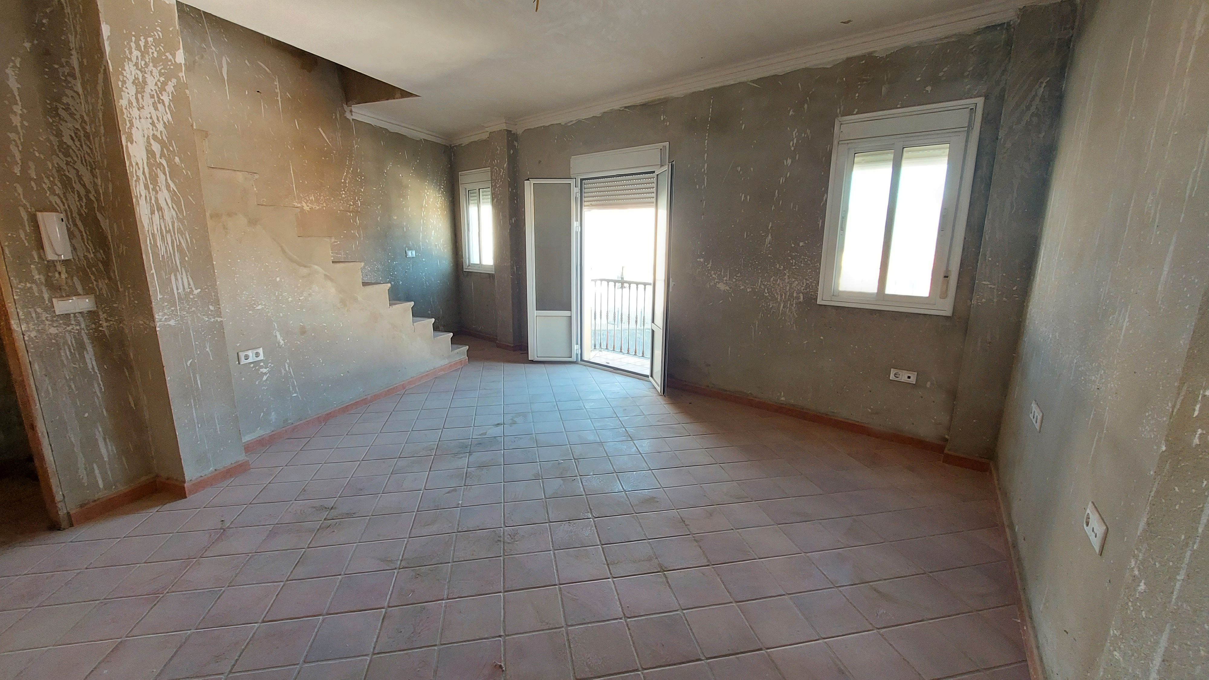 Sala d'estar de Dúplex en venda en Prado del Rey amb Terrassa i Balcó