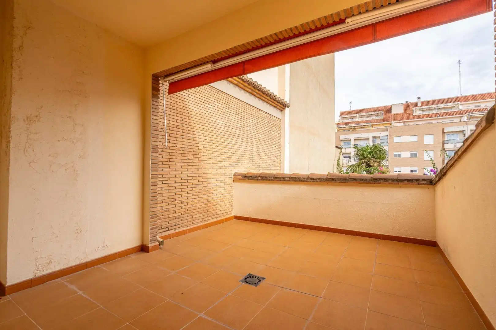 Terrassa de Casa o xalet en venda en Canals amb Aire condicionat, Calefacció i Jardí privat