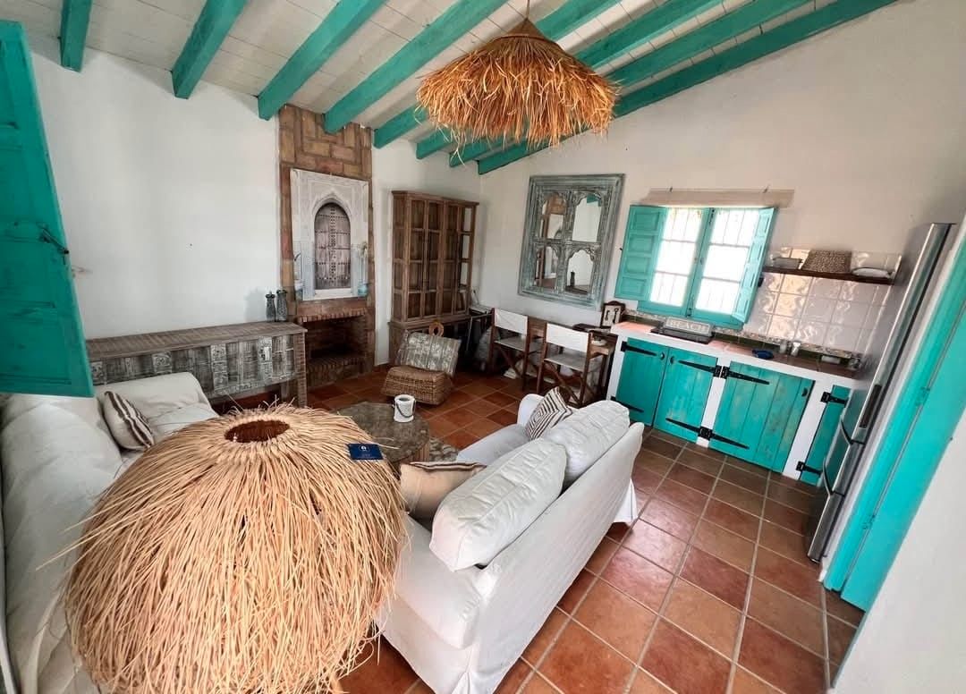Sala d'estar de Finca rústica en venda en Alhaurín El Grande amb Jardí privat, Terrassa i Moblat