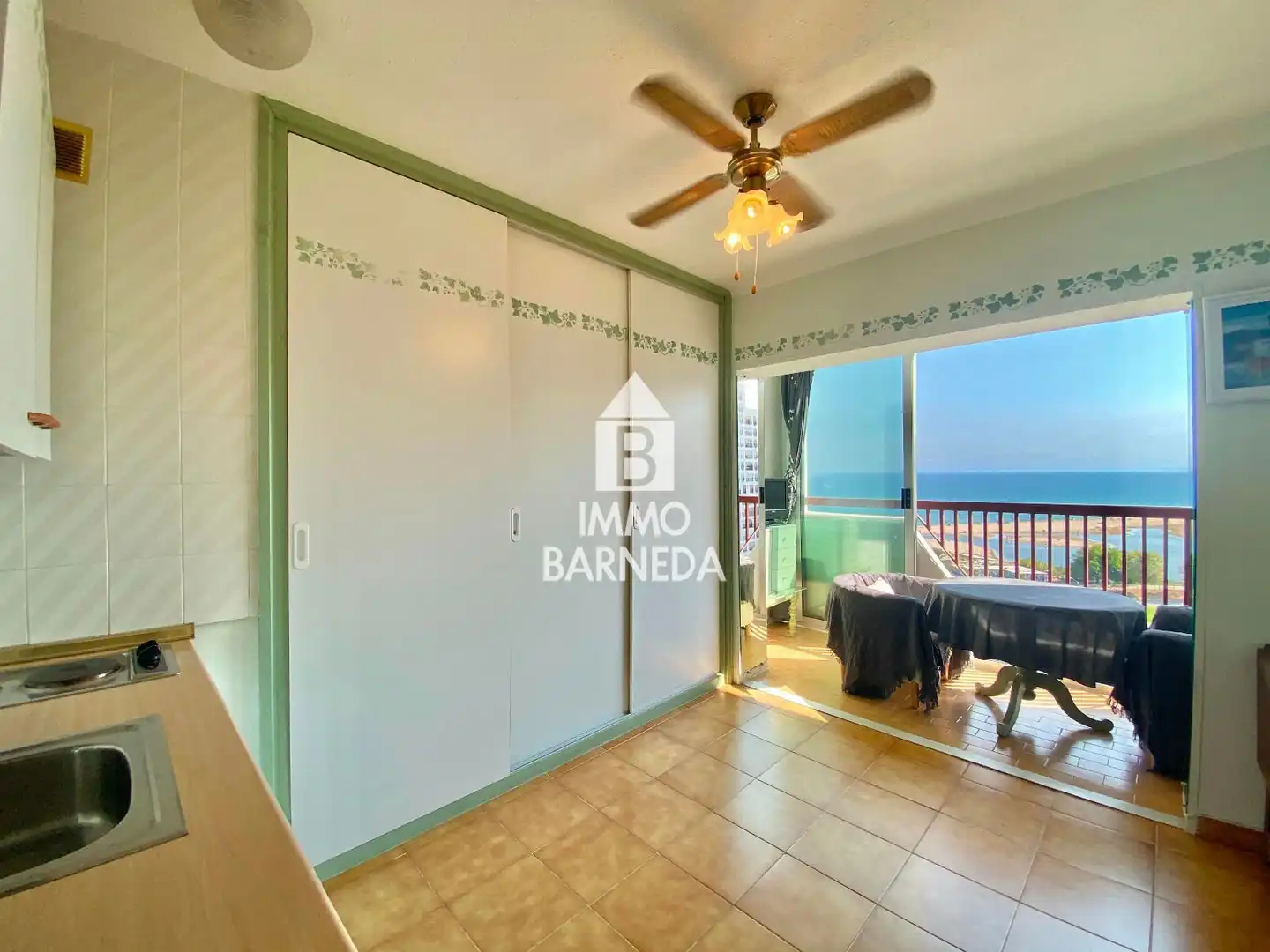 Habitación de Piso en venta en Empuriabrava con Terraza y Amueblado