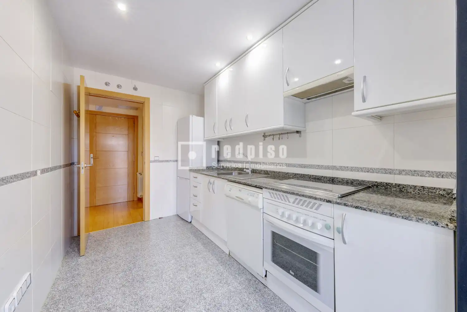 Kitchen of Duplexes for sale in Pozuelo de Alarcón  with Air Conditioner, Heating and Private garden