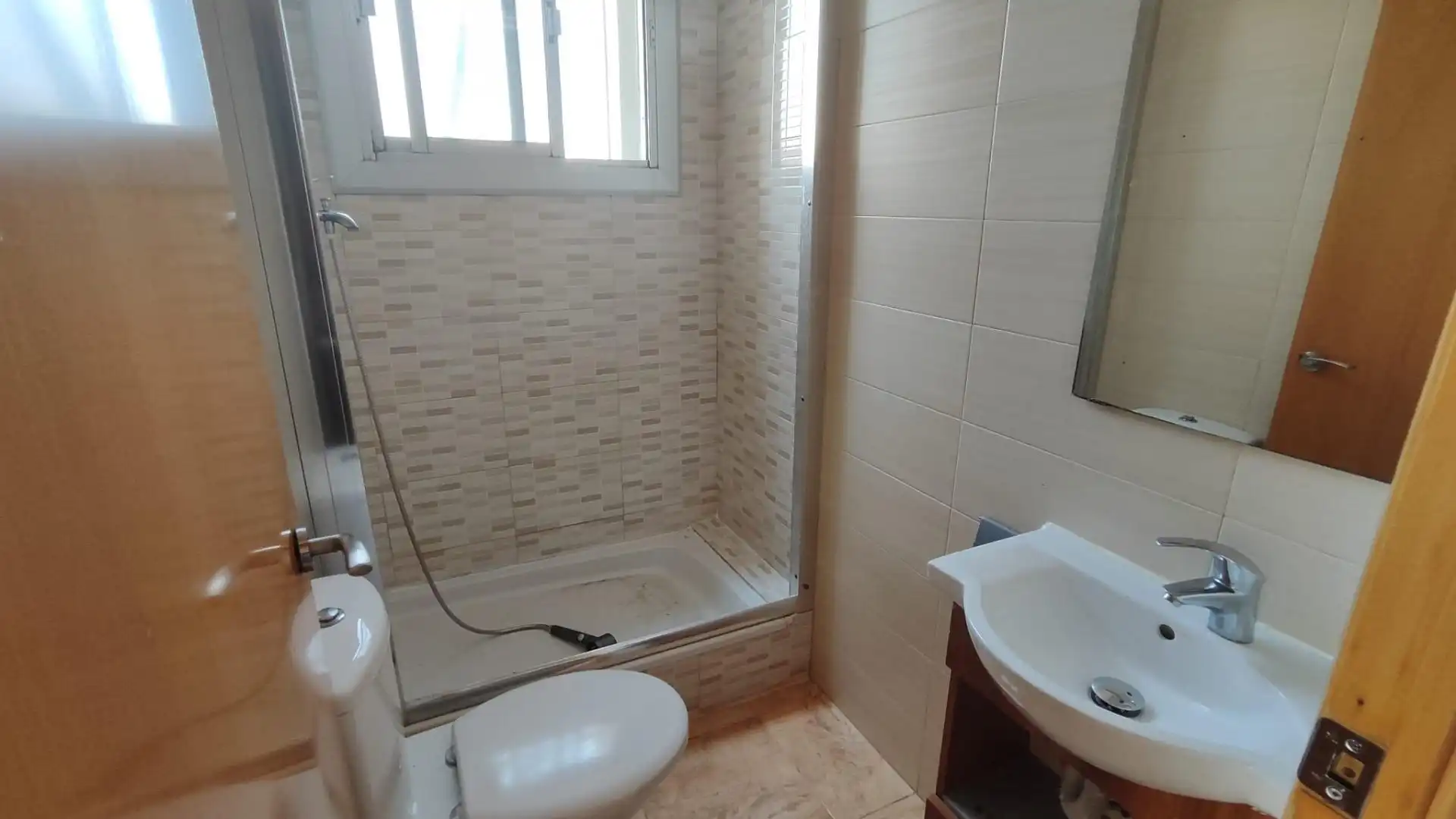 Baño de Piso en venta en Barberà del Vallès