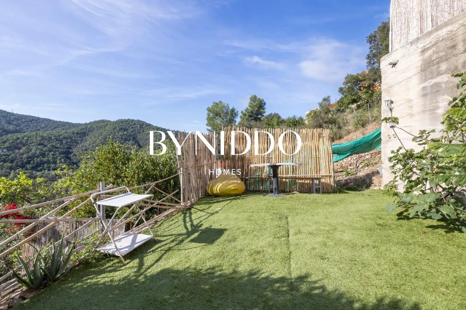 Garden of Houses for sale in Sant Cugat del Vallès  with Heating, Private garden and Terrace