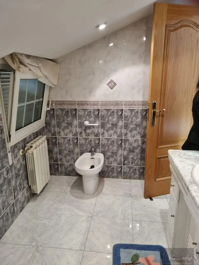 Baño de Casa o chalet de alquiler en Villaviciosa de Odón con Calefacción, Terraza y Trastero