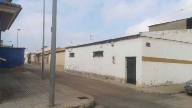Nave industrial en Venta en RAMON Y CAJAL, 27 en Llano del Beal