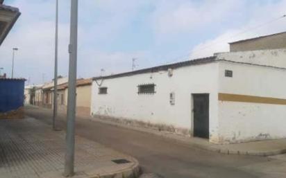 Vista exterior de Nau industrial en venda en Cartagena