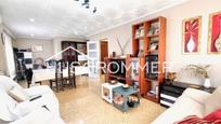 Living room of Flat for sale in Almazora / Almassora  with Air Conditioner and Terrace