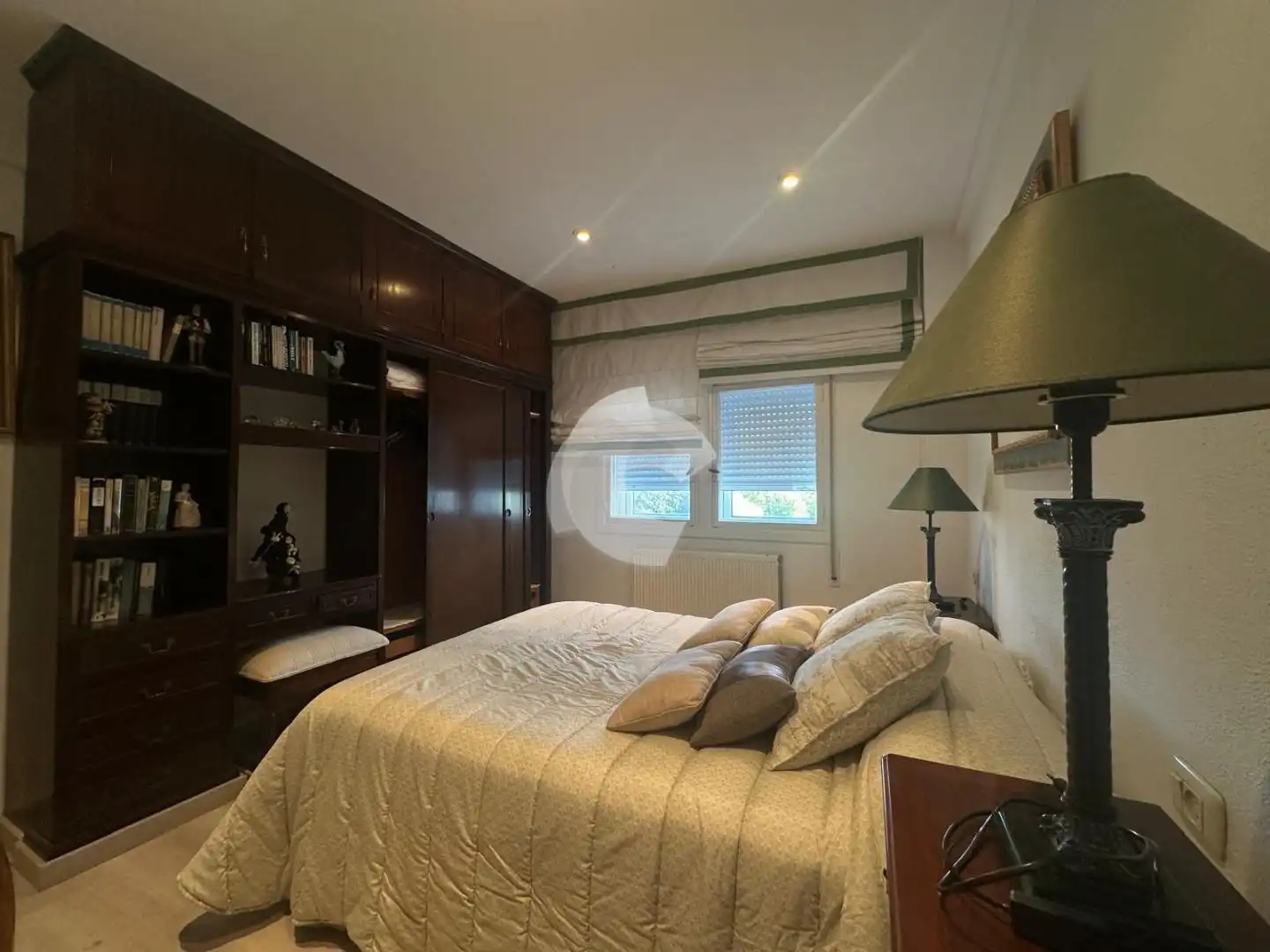 Schlafzimmer von Wohnung zur Miete in Santiago de Compostela  mit Heizung