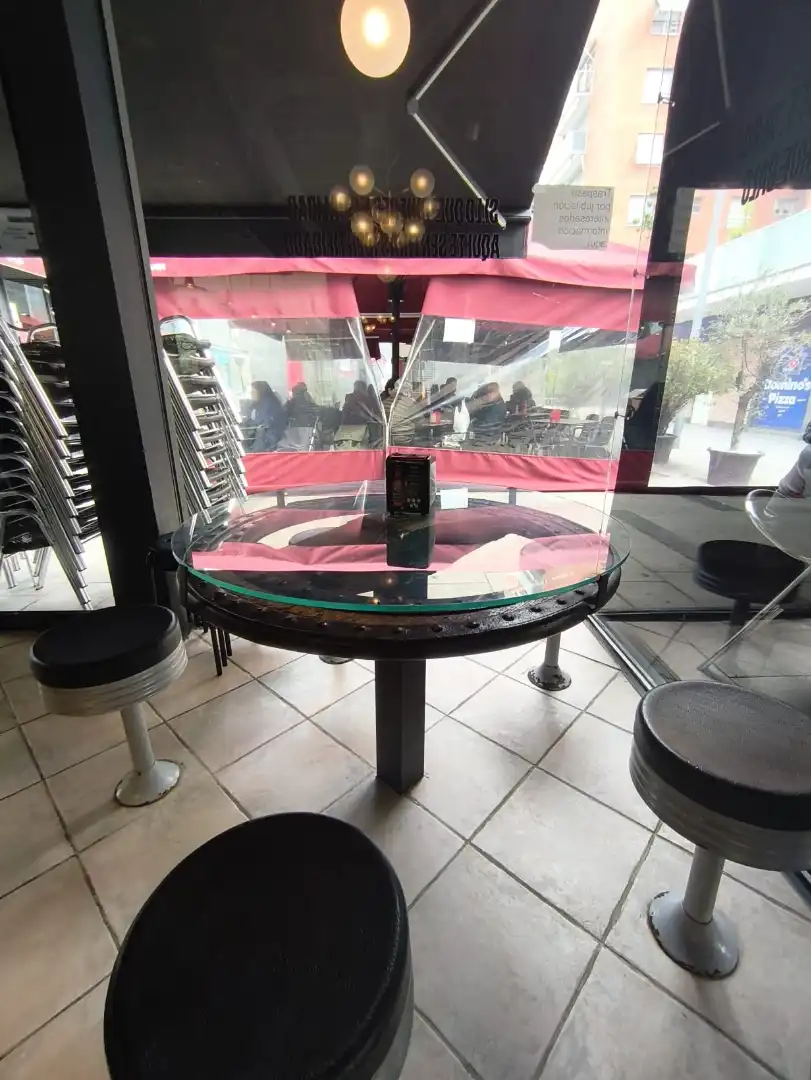 Local en traspaso en Sabadell con Aire acondicionado, Terraza y Amueblado
