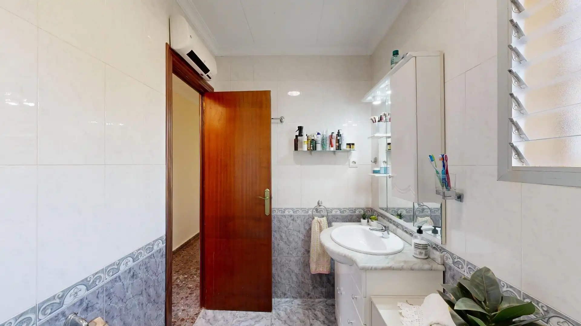Baño de Casa o chalet en venta en Cartagena con Aire acondicionado y Calefacción