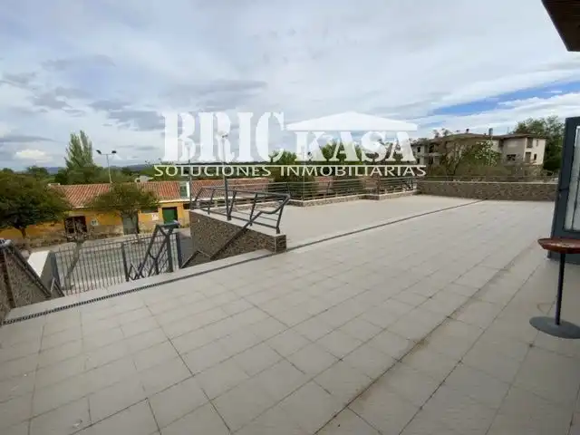 Terraza de Local en venta en Torrejoncillo con Aire acondicionado