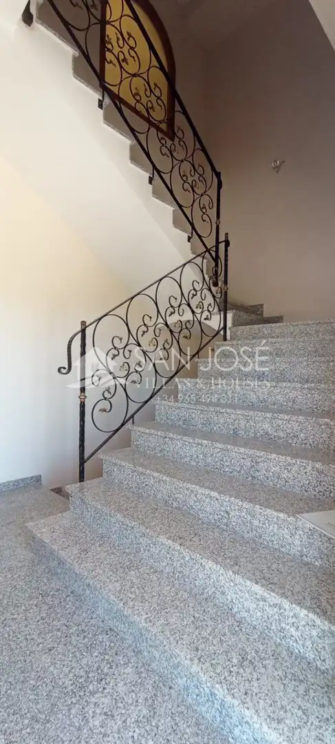 Casa o chalet en venta en Crevillent con Aire acondicionado, Calefacción y Jardín privado