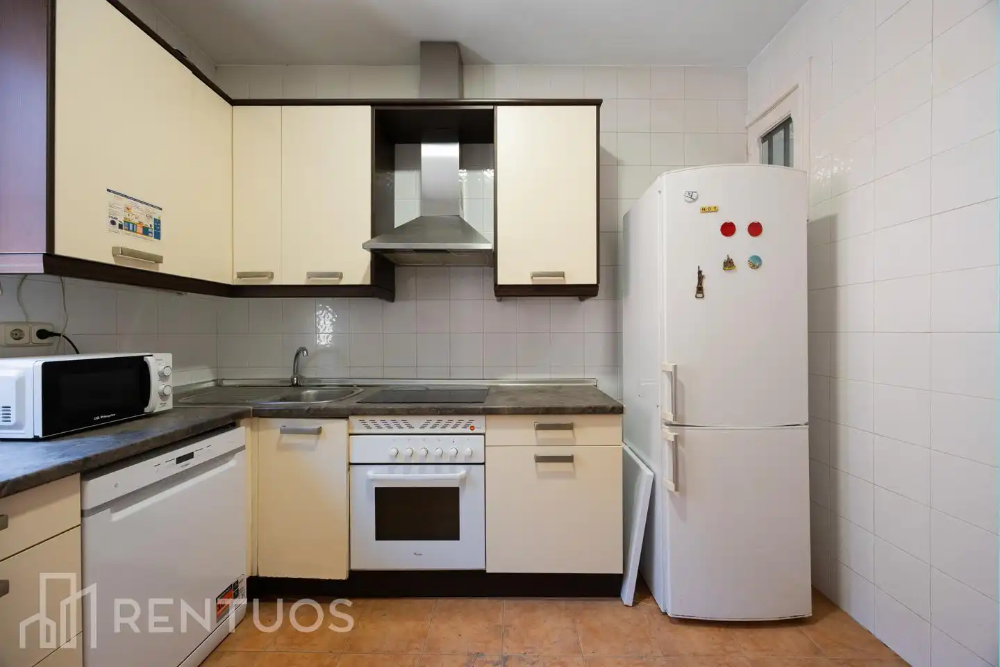 Küche von Wohnung zur Miete in Madrid mit Heizung, Parkett und Möbliert