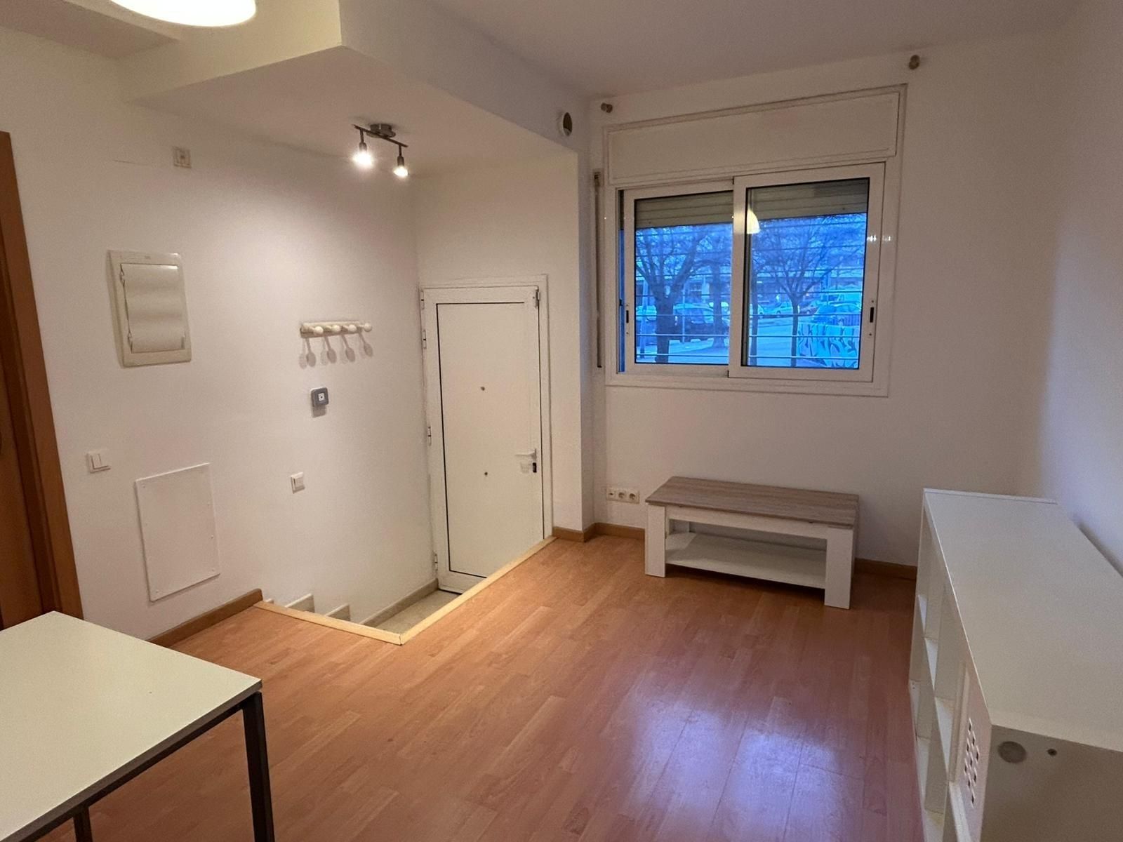 Flat for sale in Terrassa  with Air Conditioner, Parquet flooring and Furnished