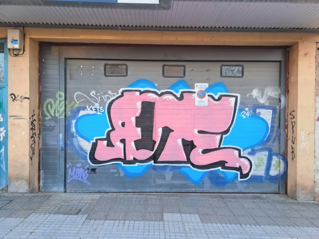 Exterior view of Garage for sale in Burgos