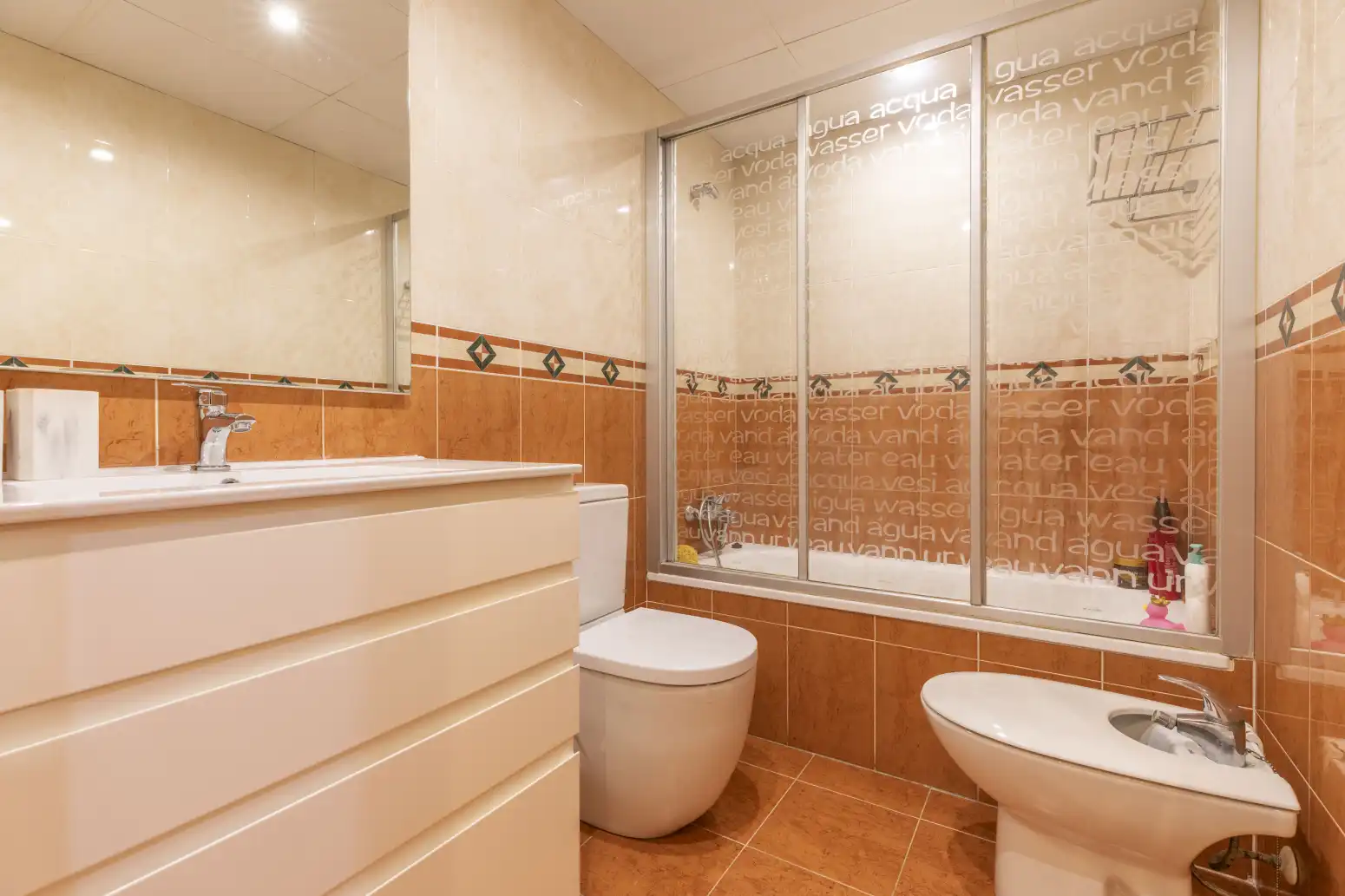 Bathroom of Houses for sale in Foios  with Air Conditioner, Heating and Terrace