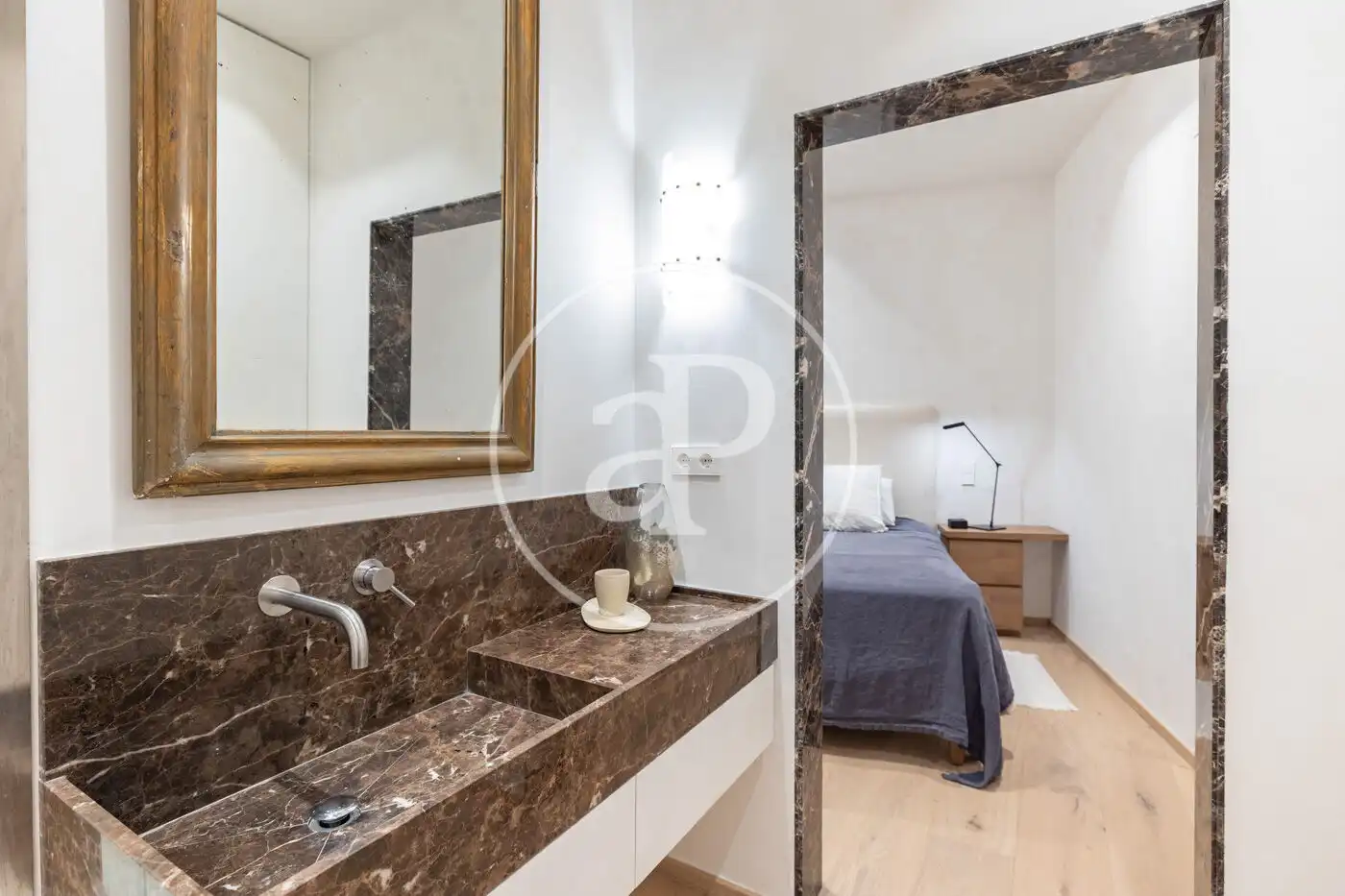 Baño de Piso en venta en Barcelona con Aire acondicionado, Calefacción y Amueblado