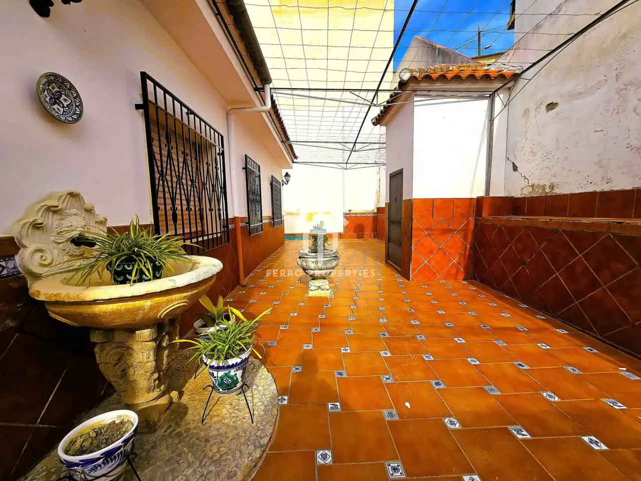Vista exterior de Casa o xalet en venda en Algarinejo amb Aire condicionat i Terrassa