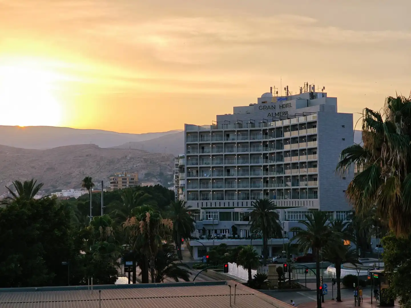 Vista exterior de Estudio en venta en Almería con Aire acondicionado, Calefacción y Terraza