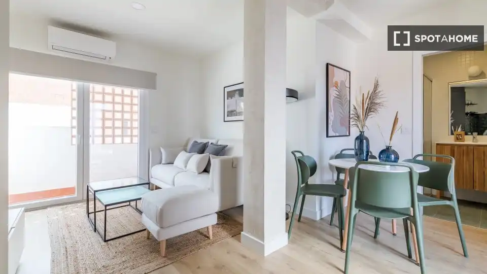 Flat with terrace to rent in Tetuán, imagen 12