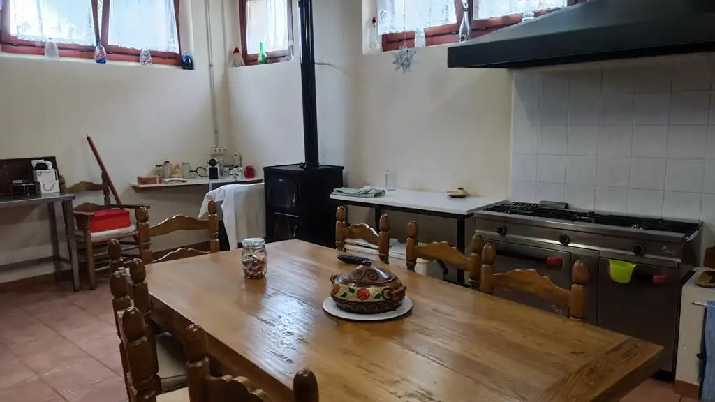 Cuina de Casa o xalet en venda en Masarac i Vilarnadal amb Aire condicionat, Calefacció i Jardí privat