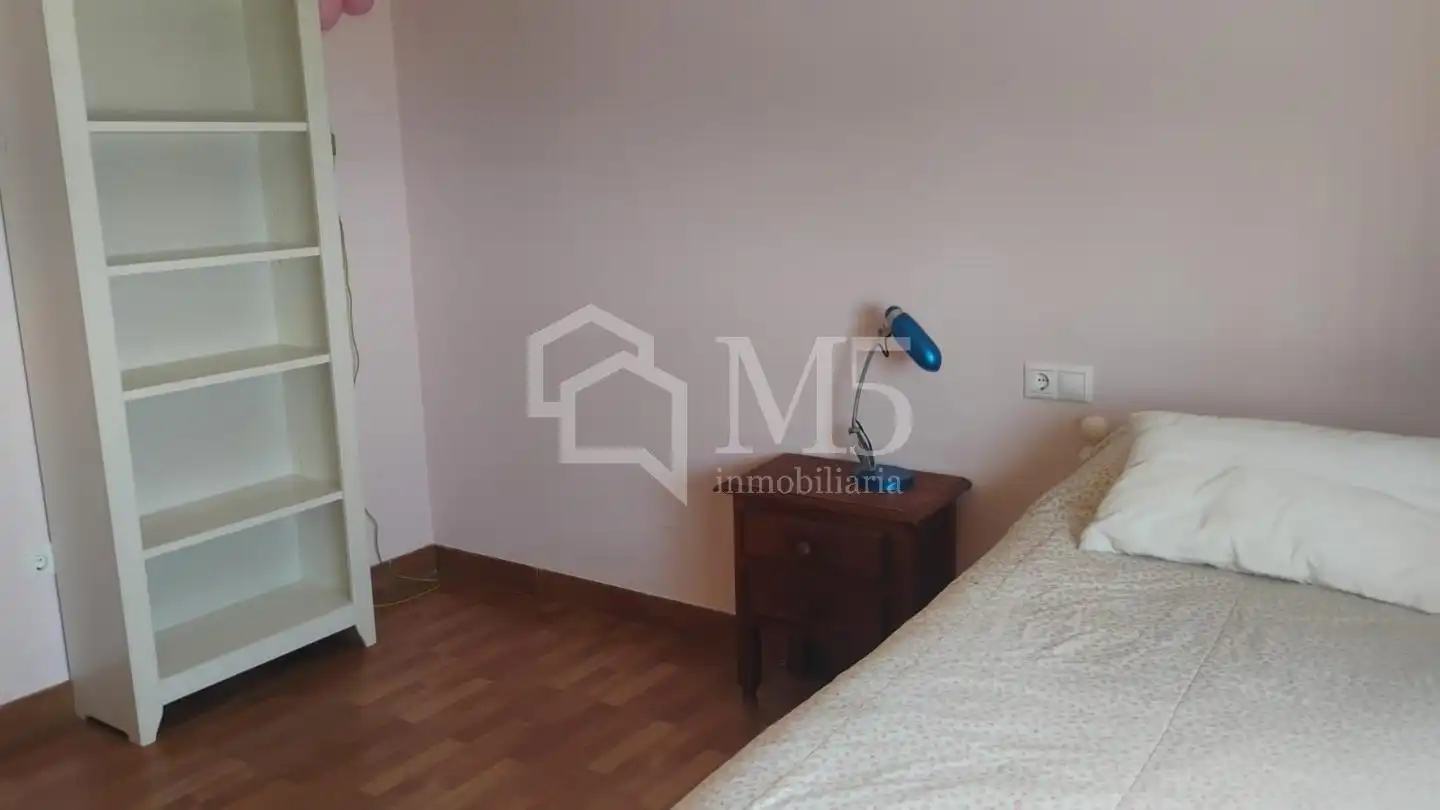 Habitación de Casa o chalet de alquiler en Vélez-Málaga con Terraza