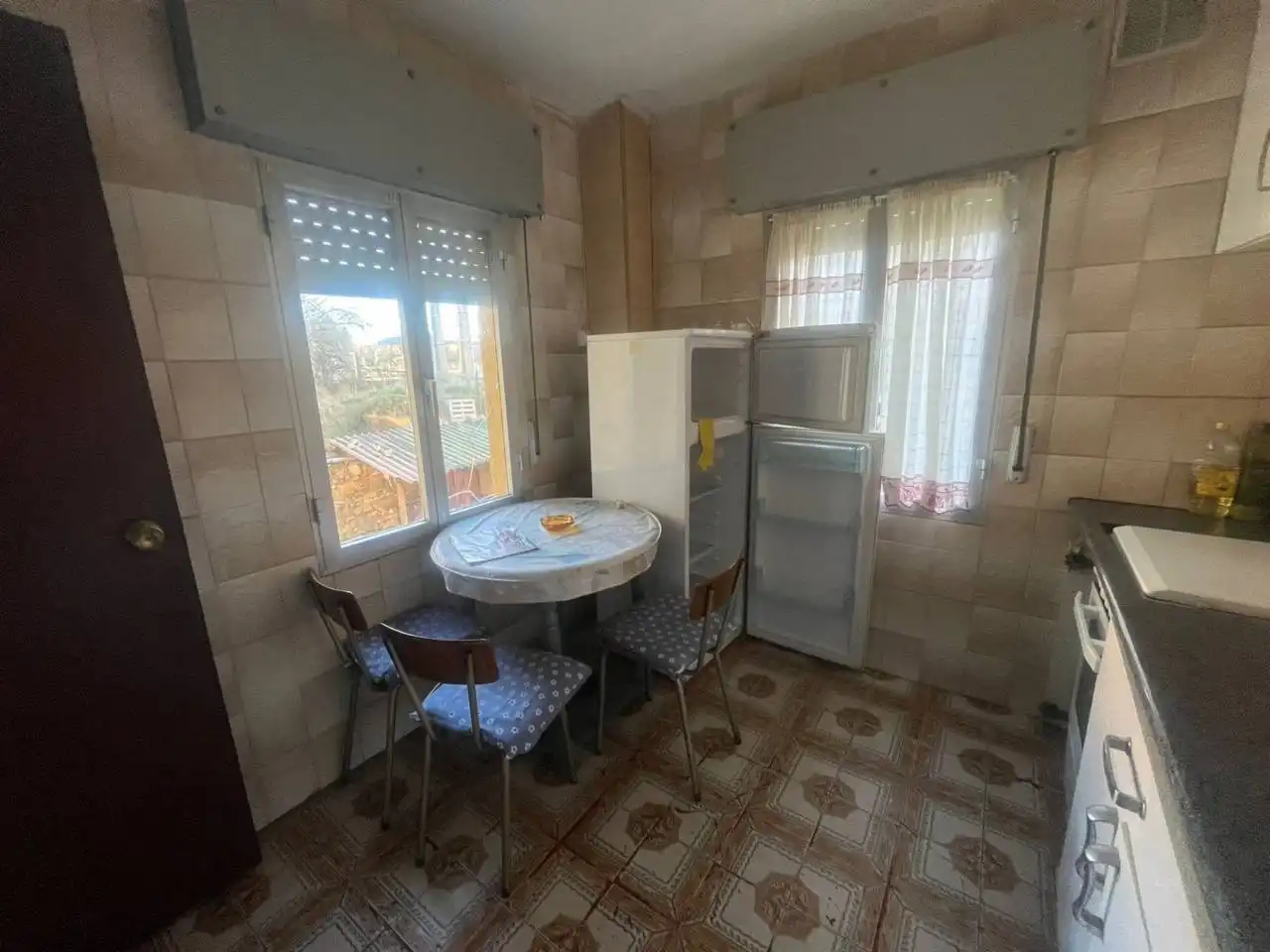 Cuina de Casa o xalet en venda en Boñar amb Calefacció i Moblat