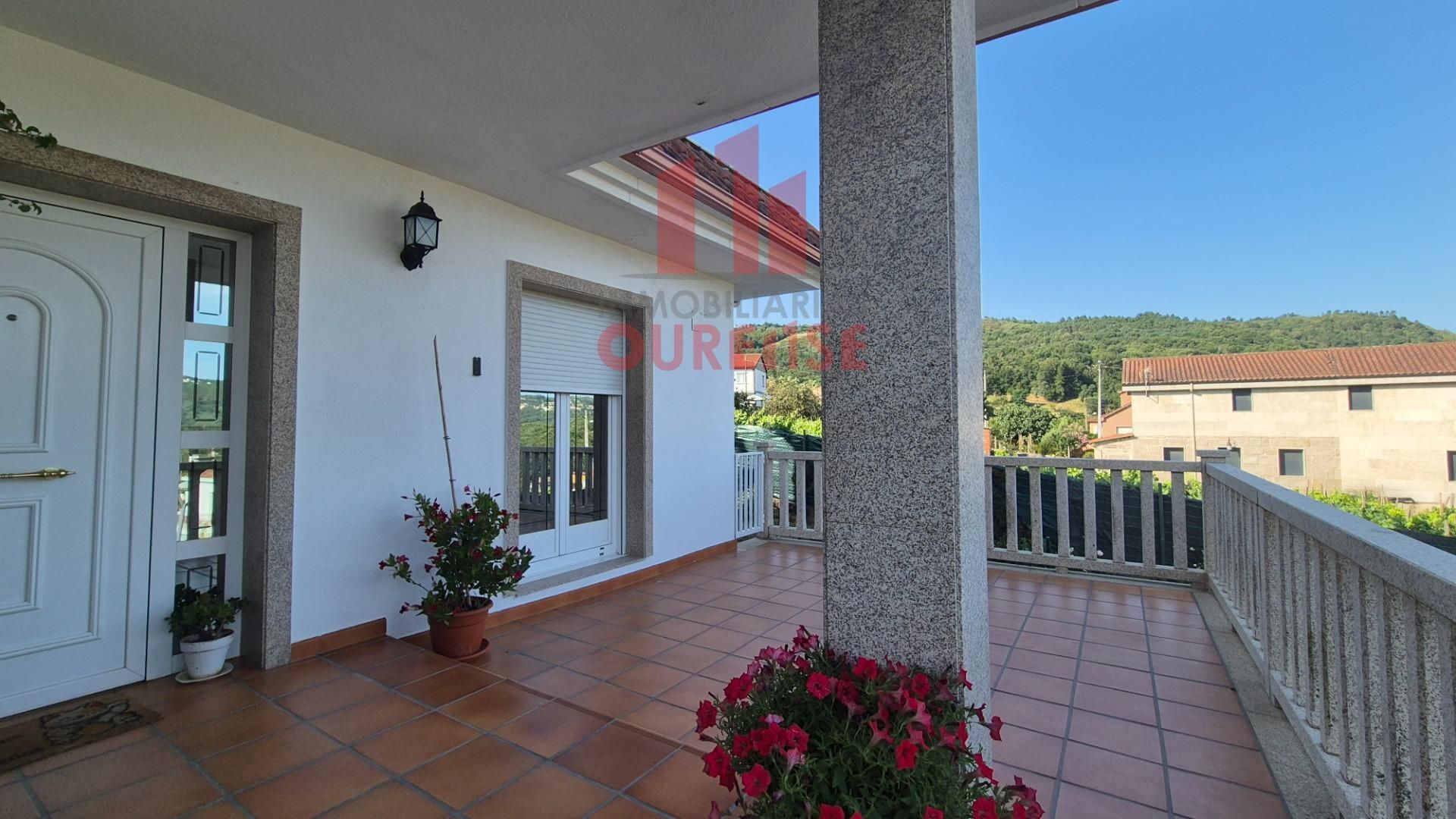Vista exterior de Casa o chalet en venta en O Pereiro de Aguiar  con Calefacción, Jardín privado y Terraza