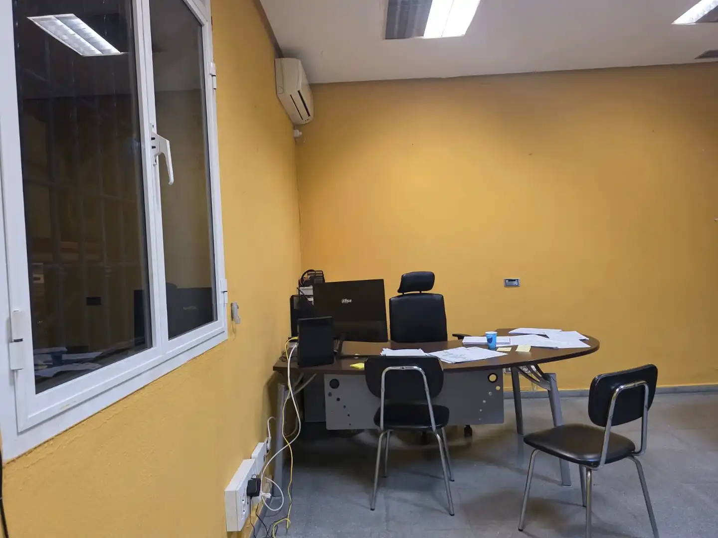 Nau industrial de lloguer en Alcalá de Guadaira amb Calefacció