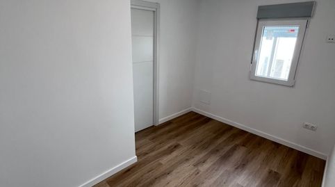 Casa a estrenar en planta baja.Patio con pequeña piscina, 2 dormitorios, salón cocina , trastero y baño., imatge 4